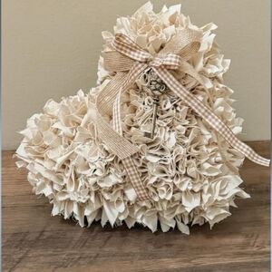 Cream Heart-Shaped Fabric Accent